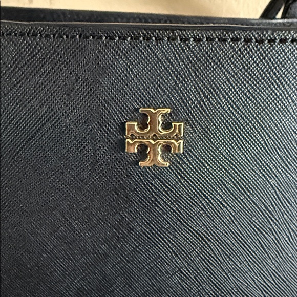 Tory Burch York Buckle Large Tote Black Saffiano Leather Like New - Picture 4 of 17